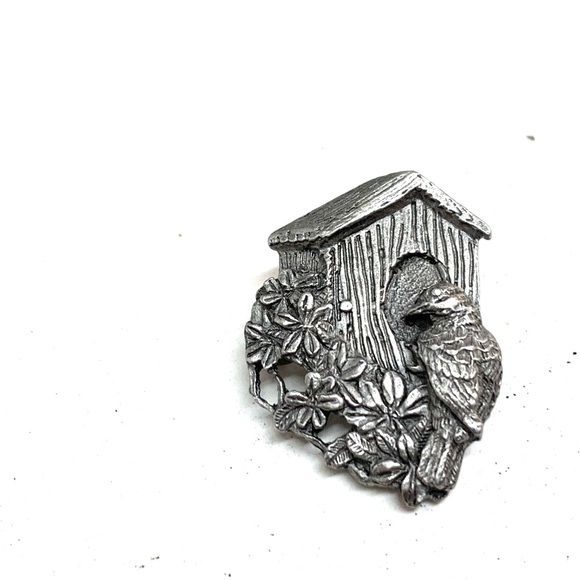 Vintage Birds & Blooms Limited Edition Pin 1997 Small Pewter Birdhouse - Picture 2 of 4